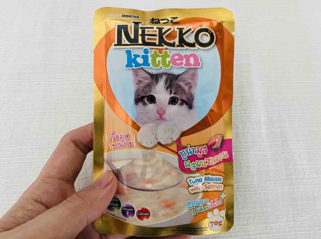 2. Kitten Food แบบเปียก ยี่ห้อ NEKKO kitten รสทูน่าผสมแซลมอน