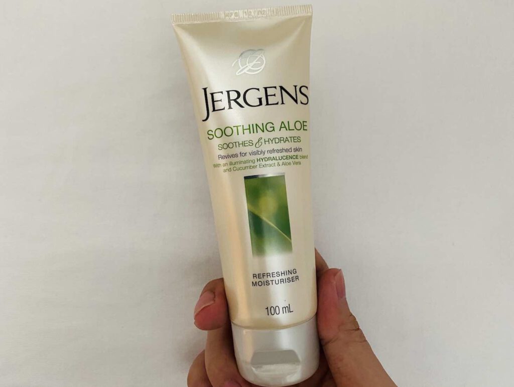 5. JERGENS SOOTHING ALOE