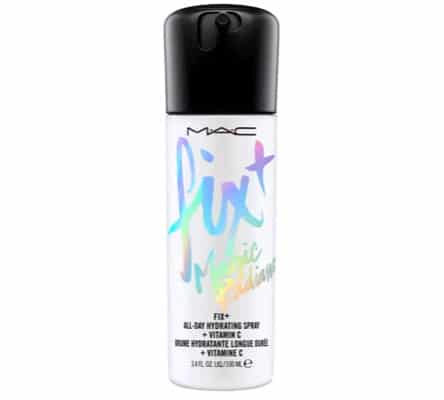 3. สเปรย์ น้ำแร่ ยี่ห้อ MAC Fix+ Magic Radiance All-Day Hydrating Spray + Vitamin C