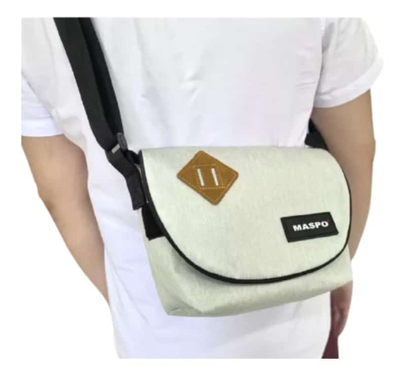 5. กระเป๋าสะพายข้างผู้ชาย ยี่ห้อ Maspo Mini messenger bag