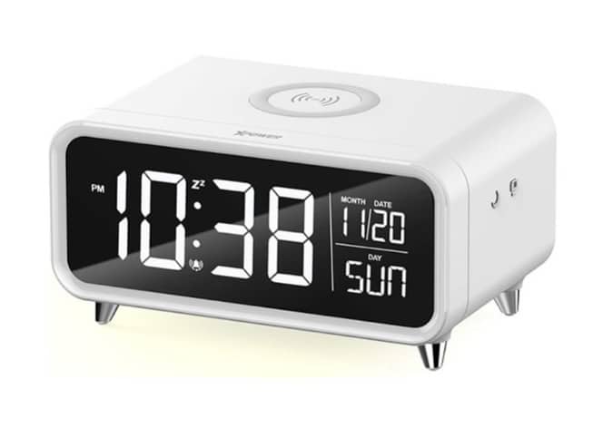 7. ยี่ห้อ RIN Digital Clock with Wireless Charger