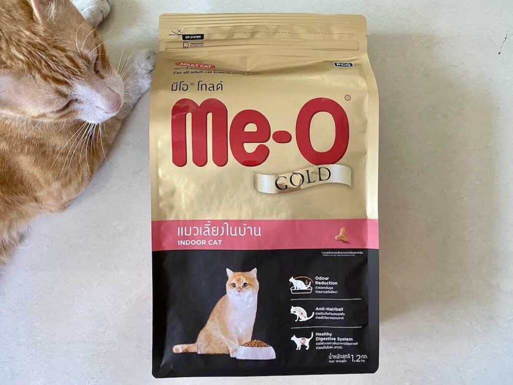 1. มีโอ โกลด์ (Me-O Gold) สูตรแมวเลี้ยงในบ้าน (Indoor Cat)
