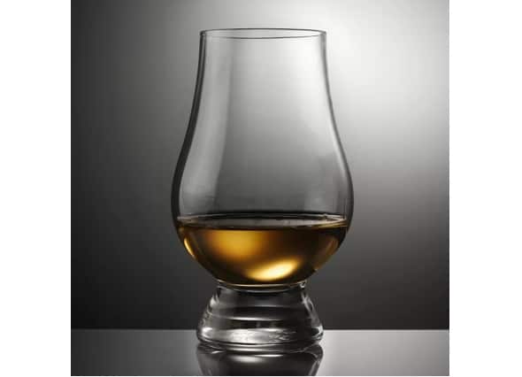 4. ยี่ห้อ Glencairn Whisky Glass