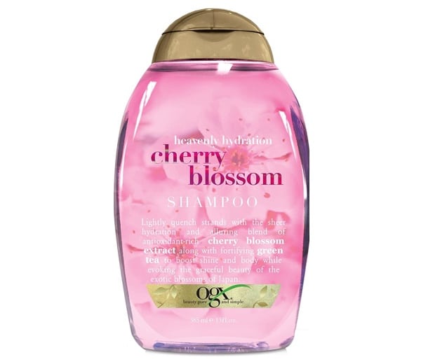 7. ยี่ห้อ OGX Heavenly Hydrating Cherry Blossoms Shampoo