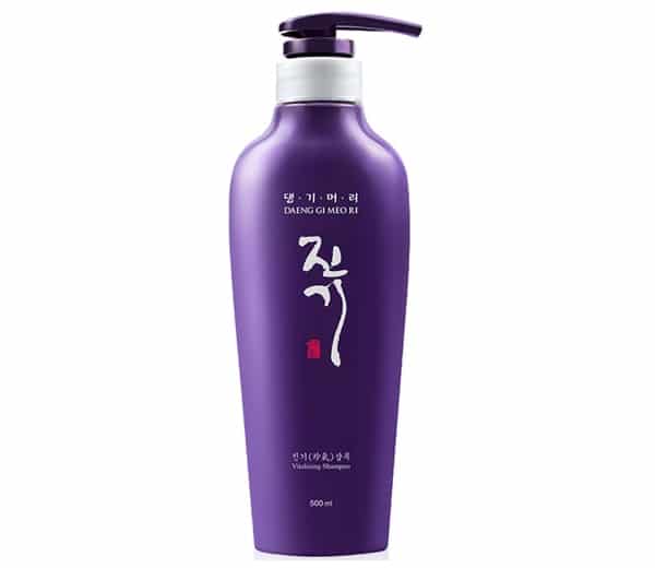 5. ยี่ห้อ Daeng Gi Meo Ri Vitalizing Shampoo