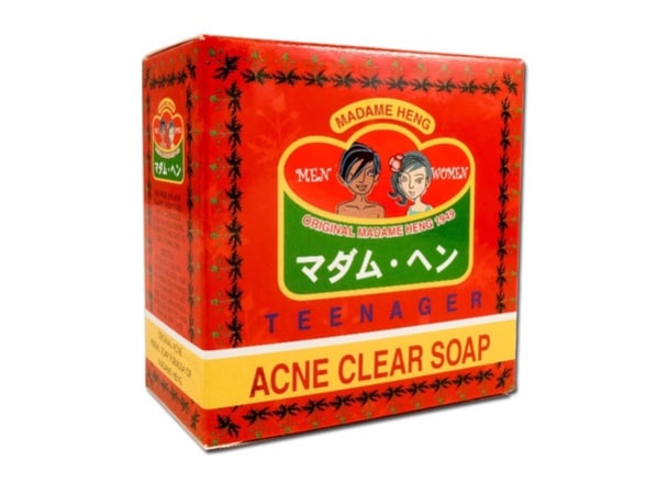 7. ยี่ห้อ MADAME HENG Acne Clear Soap