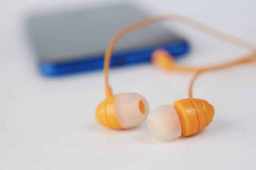 หูฟัง in ear กับ earbud ต่างกันอย่างไร ?