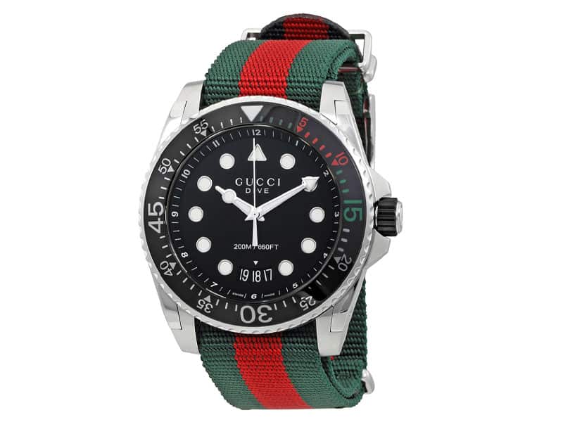 4. นาฬิกา Gucci : YA136209 Dive Quartz